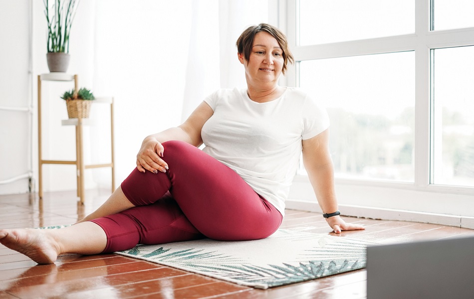 woman practicing yoga for weight loss